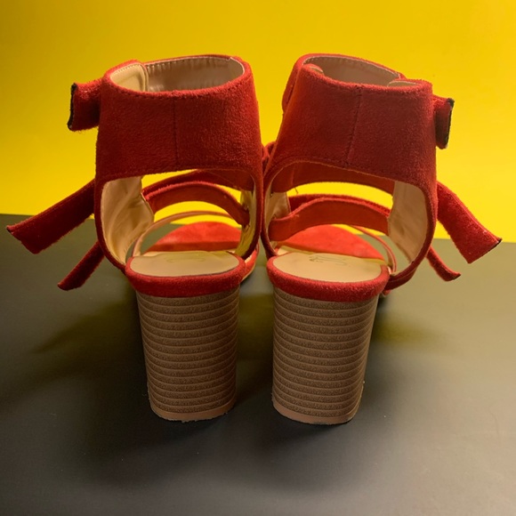 JC Red Strapped Sandals - Picture 6 of 8